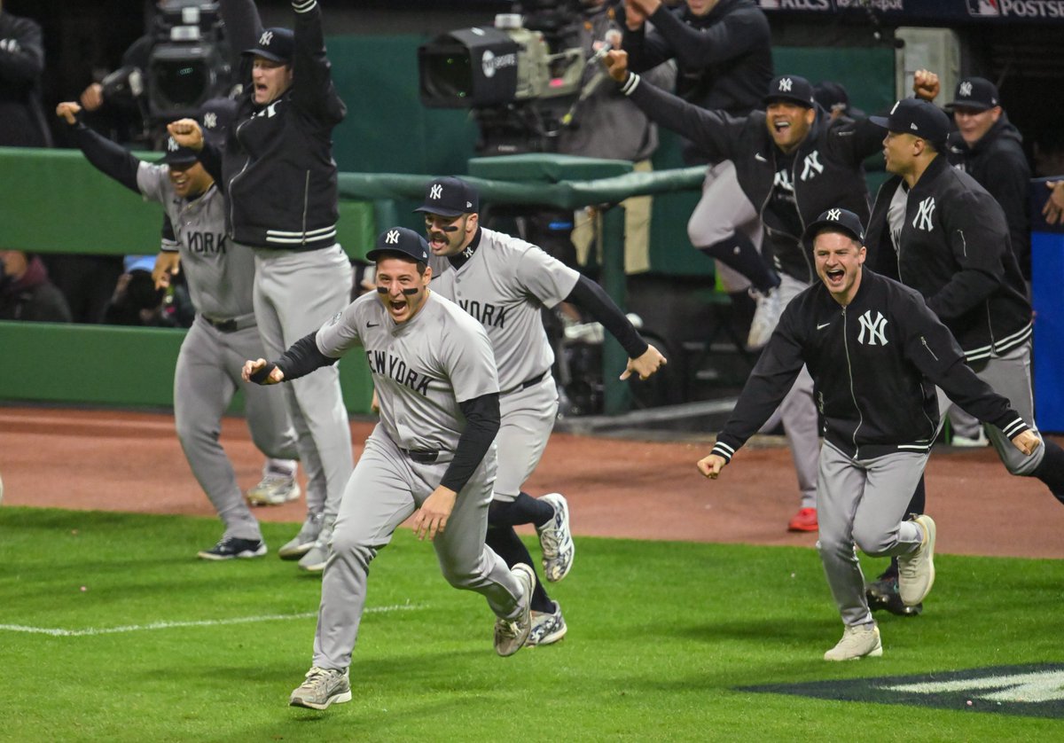 MLB tweet media