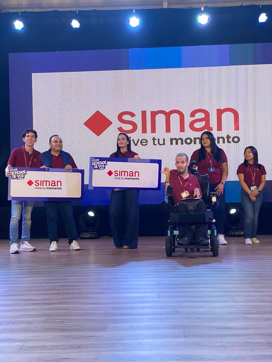 TeletonSV's tweet photo. Con SIMAN a nuestro lado, la rehabilitación es una realidad para miles de familias💙💛

¡Gracias por tu compromiso y generosidad! 👐
#DependeDeVos #Rehabilitación https://t.co/X8wdBWY9ho