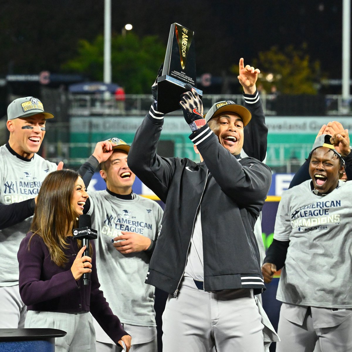 BRWalkoff's tweet photo. Your 2024 American League Champions 🔥 https://t.co/LrOi17Vg3J