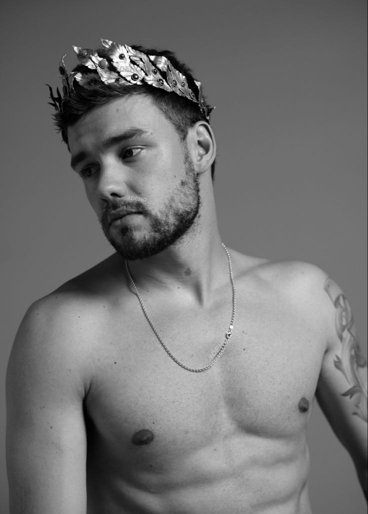 mariomsanchez's tweet photo. Cuerpo de Liam Payne

como último acto de amor vamos a hacer todo lo posible porque nadie filtre nada y nadie vea nada, te amamos Li🤍 https://t.co/IgVV2nTMS5