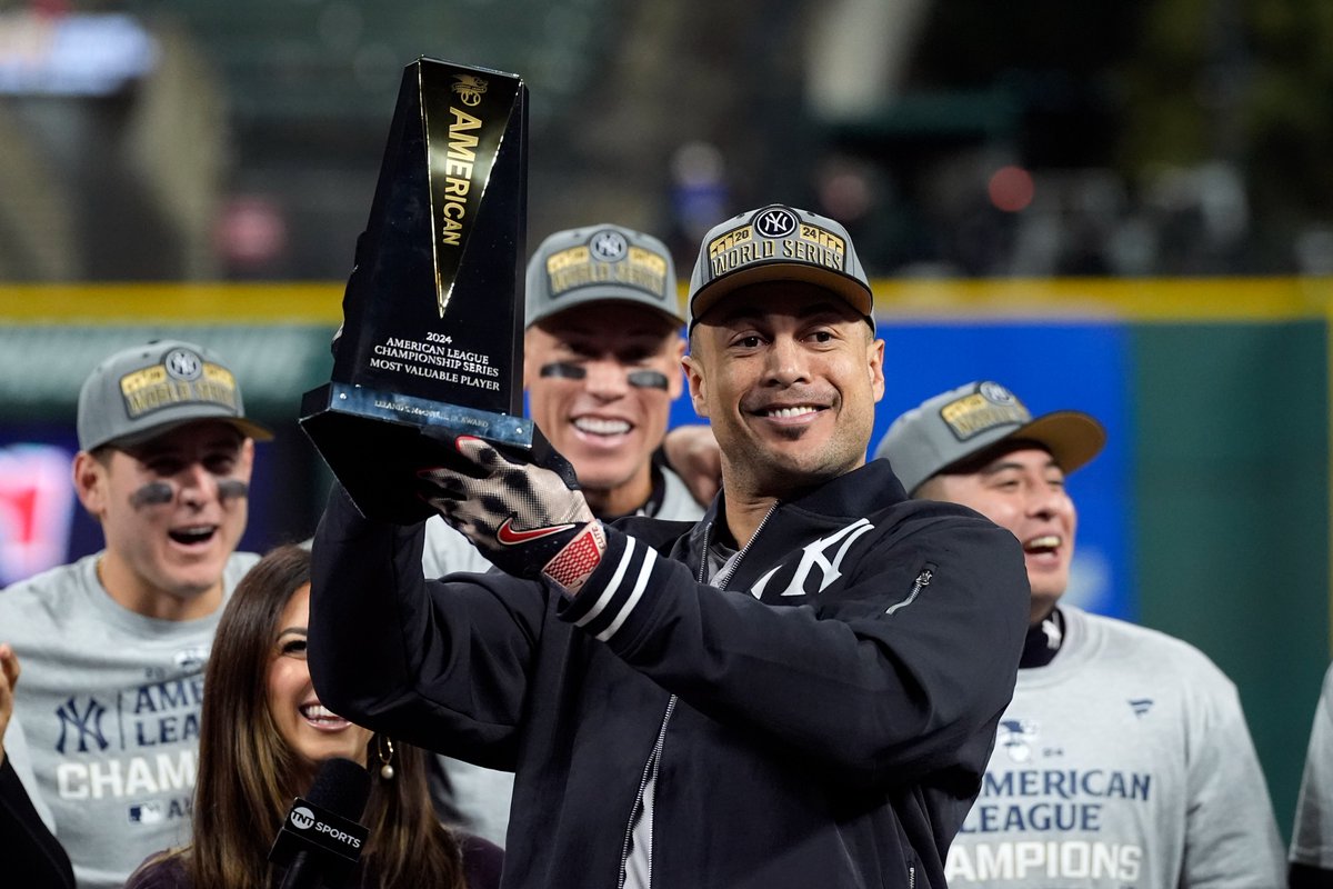 MLB's tweet image. Giancarlo Stanton:
🏆 #ALCS MVP
💪 16 career #Postseason home runs
🔜 1st #WorldSeries appearance