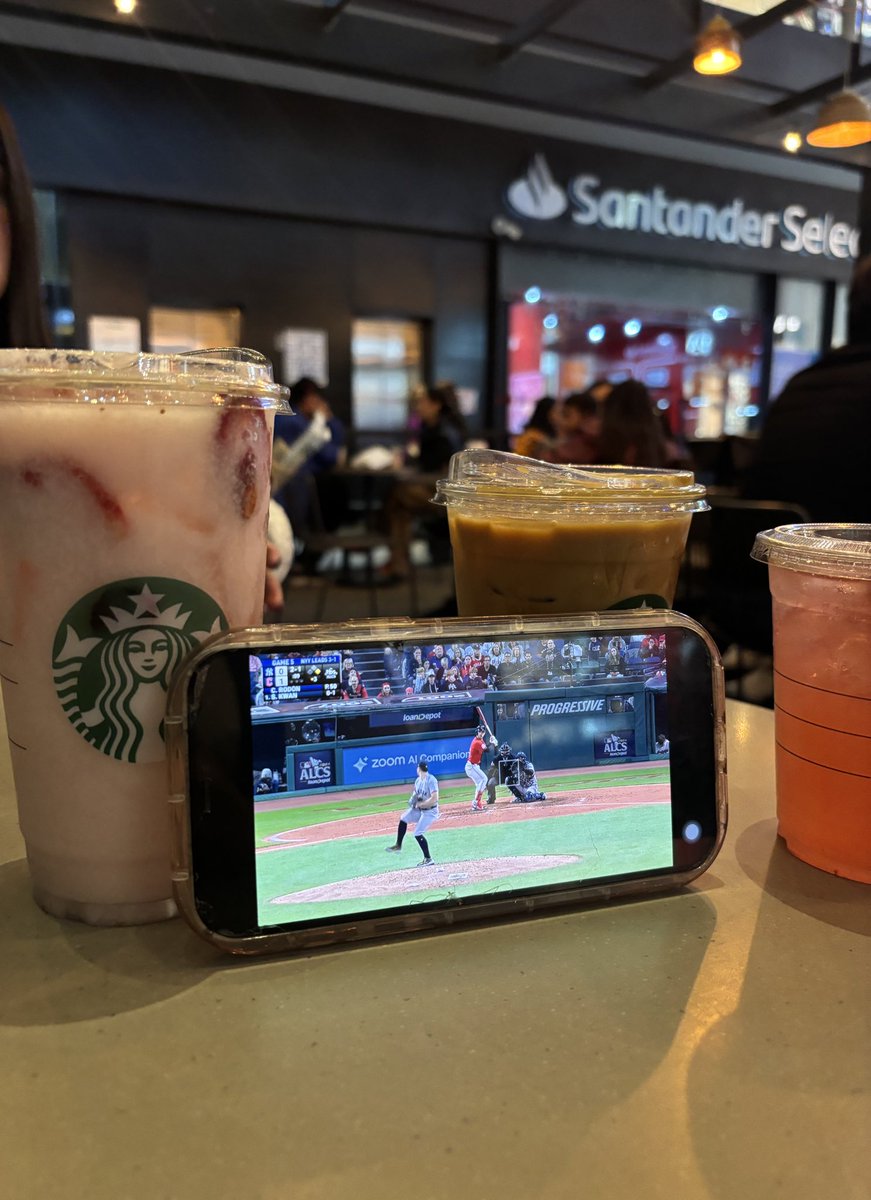 Mi sábado… GANARON LOS YANKEES 🤩🤩🤩🤩🤩🥳🥳🥳🥳💙💙💙