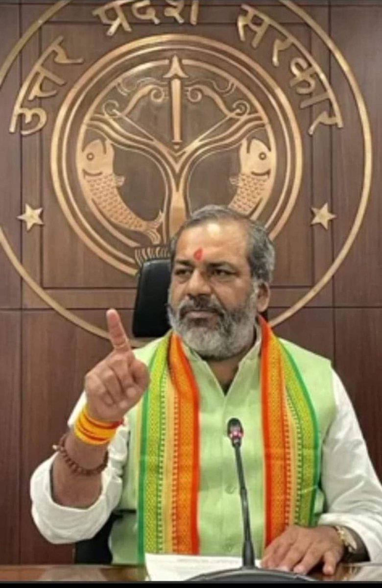 vinaybjp09's tweet photo. राष्ट्रीय परशुराम परिषद के संस्थापक संरक्षक आदरणीय श्री सुनील भराला जी को जन्मदिन की हार्दिक शुभकामनाएं भगवान श्री परशुराम जी की कृपा दृष्टि आप पर सदैव बनी रहे
विनय शर्मा 
राष्ट्रीय सहसंयोजक 
 राष्ट्रीय परशुराम परिषद
#sunilbharala
#राष्ट्रीयपरशुरामपरिषद https://t.co/stqChrqBYx