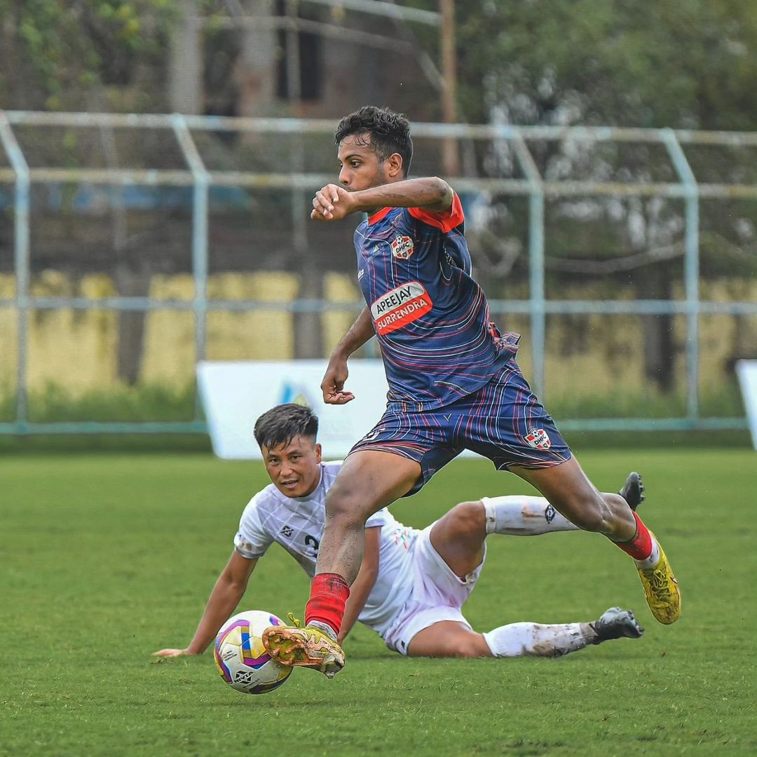 IndianScout_'s tweet photo. Watch out for Diamond Harbour's Aimar Adam. The 21-year-old forward from Pune has been in fantastic form in both I-League 3 and the CFL. Aimar is composed in front of goal and has a good shot on him. #IndianFootball https://t.co/hKPBf2Ekqx