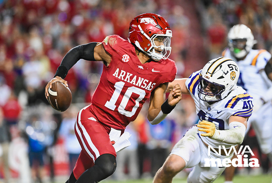 NWADemGaz Photos (@nwademgazphotos) on Twitter photo HOGS HUMBLED ON HOMECOMING — <a href="/LSUfootball/">LSU Football</a> spoils <a href="/RazorbackFB/">Arkansas Razorback Football</a>'s Saturday night with 34-10 win in Fayetteville.
Highlights included a 25-yard TD catch by Andrew Armstrong and a 51-yard field goal by Matthew Shipley.
PHOTOS: nwamedia.photoshelter.com/gallery/LSU-vs…
STORIES: <a href="/wholehogsports/">WholeHogSports.com</a> HOGS HUMBLED ON HOMECOMING — <a href="/LSUfootball/">LSU Football</a> spoils <a href="/RazorbackFB/">Arkansas Razorback Football</a>'s Saturday night with 34-10 win in Fayetteville.
Highlights included a 25-yard TD catch by Andrew Armstrong and a 51-yard field goal by Matthew Shipley.
PHOTOS: nwamedia.photoshelter.com/gallery/LSU-vs…
STORIES: <a href="/wholehogsports/">WholeHogSports.com</a>