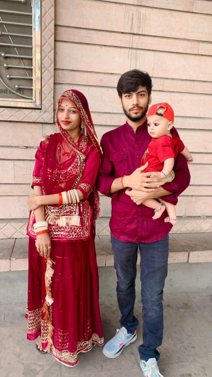 Happy करवा चौथ piya jii ❣️
 सात जन्म हम निभाएंगे एक-दूसरे का साथ
हर पल रहेंगे साथ
सुख ही नहीं दुख की घड़ी में
पति-पत्नी बन थामेंगे एक-दूसरे का हाथ
करवा चौथ की हार्दिक शुभकामनाएं!#KarwaChauth #Butterbear #JDFANDAY15xSINGAPORE #INDvNZ