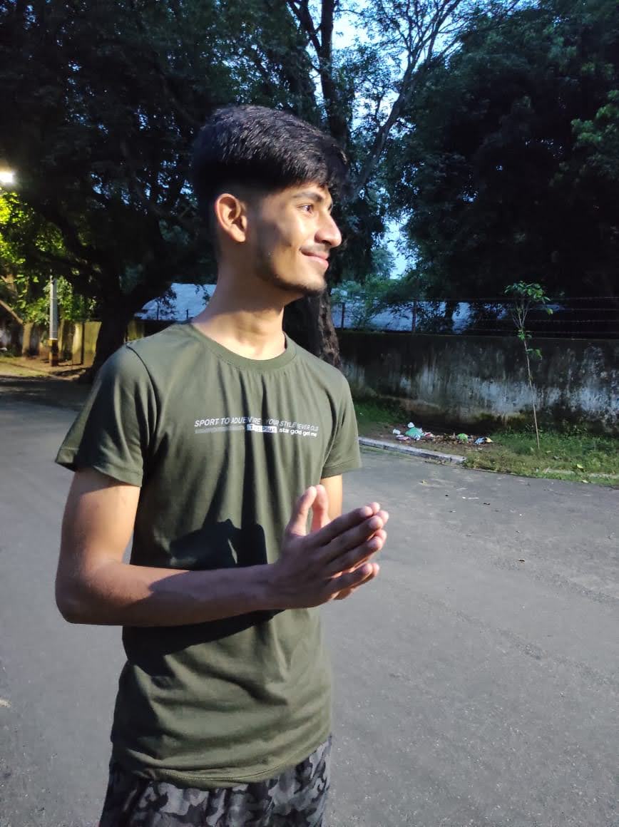 Roham Kumar | Ads Maker tweet media