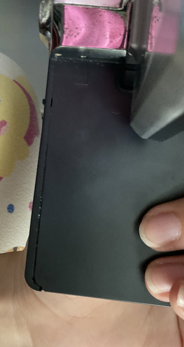 chocomimik's tweet photo. wts lfb ph digicam
hitachi hsc-s1 
- not working anymore :( don’t know if can be fixed
- unit only (₱500 negotiable)
- visible crack https://t.co/rKTyASVjyS