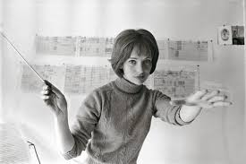 merlinpapin3's tweet image. .@FredOL69007 #PremièreFoisauCinéma

#EdithScob dans La Tête contre les murs de Georges Franju (1959) elle avait 22 ans