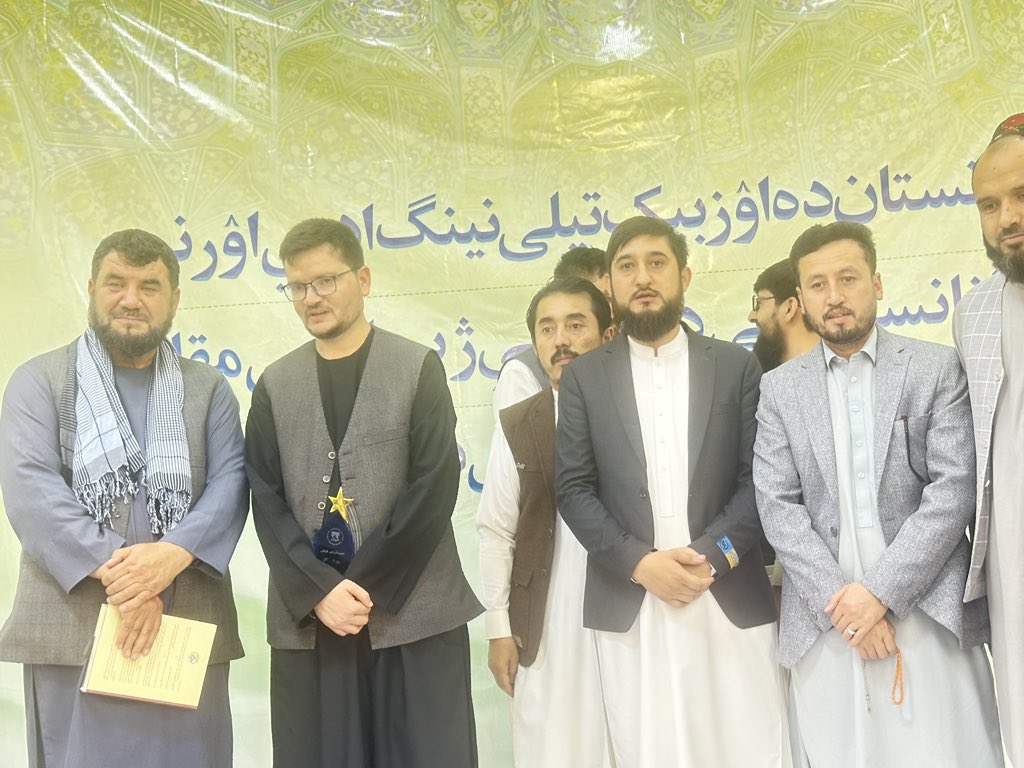 bashirahmadhaid's tweet image. ۲۹ نچی میزان اوزبیک‌ تیلی‌ ملی‌ کونی؛ مبارک بولسین.
د ازبکي ژبې ورځ مو مبارک شه.
۲۹ میزان روز ملی زبان اوزبیکی مبارک باشد.
 Özbek Dili , Ulusal Günü kutlu olsun.