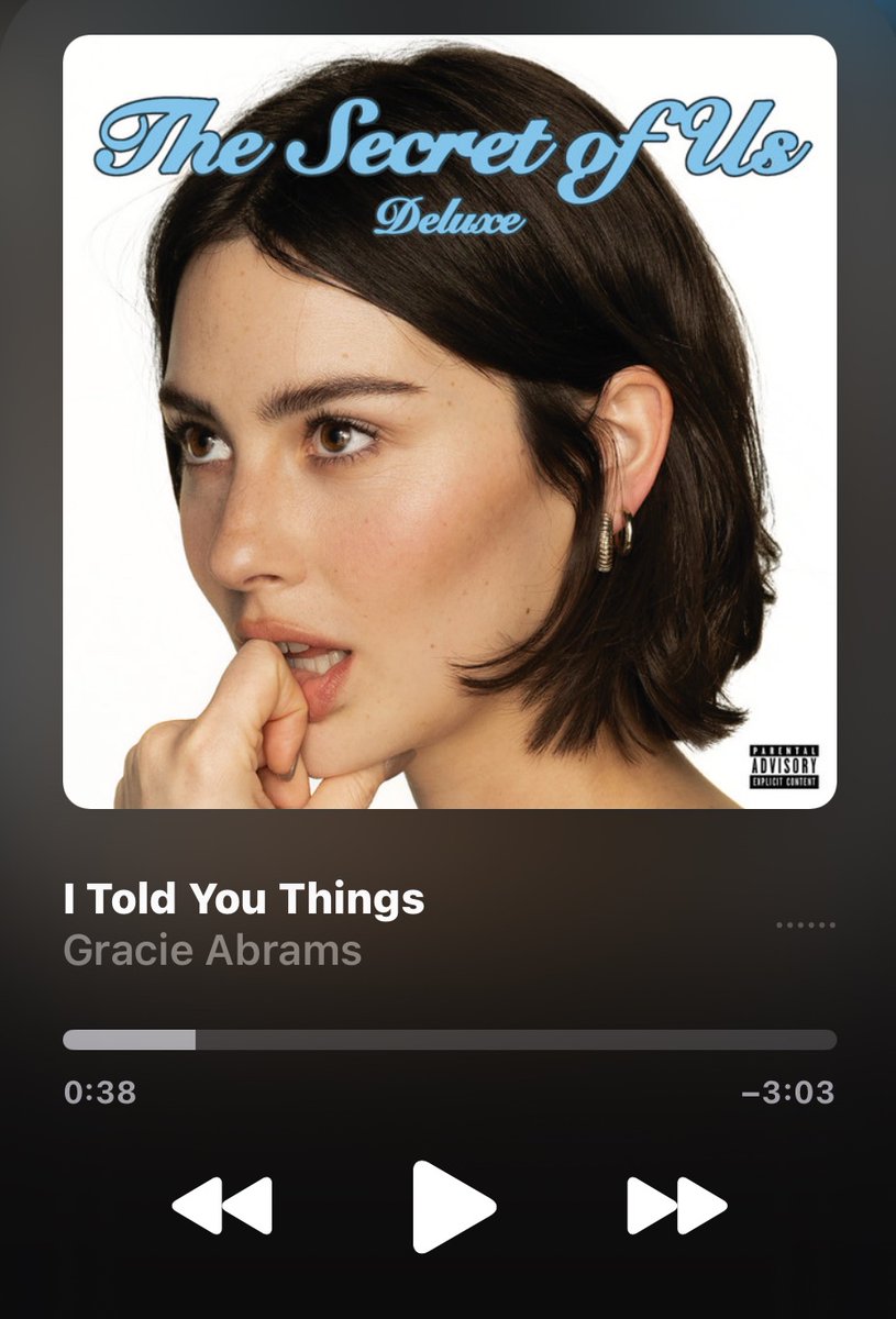 anisasfalsegod's tweet photo. this song is for the girls who have never gotten over anything in their lives, for the over-thinkers who analyse every text https://t.co/edcOPu4LS6