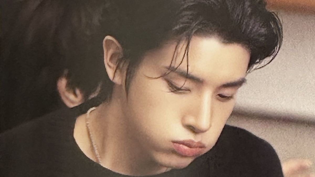 ikeupop's tweet image. in da clerb we all pout