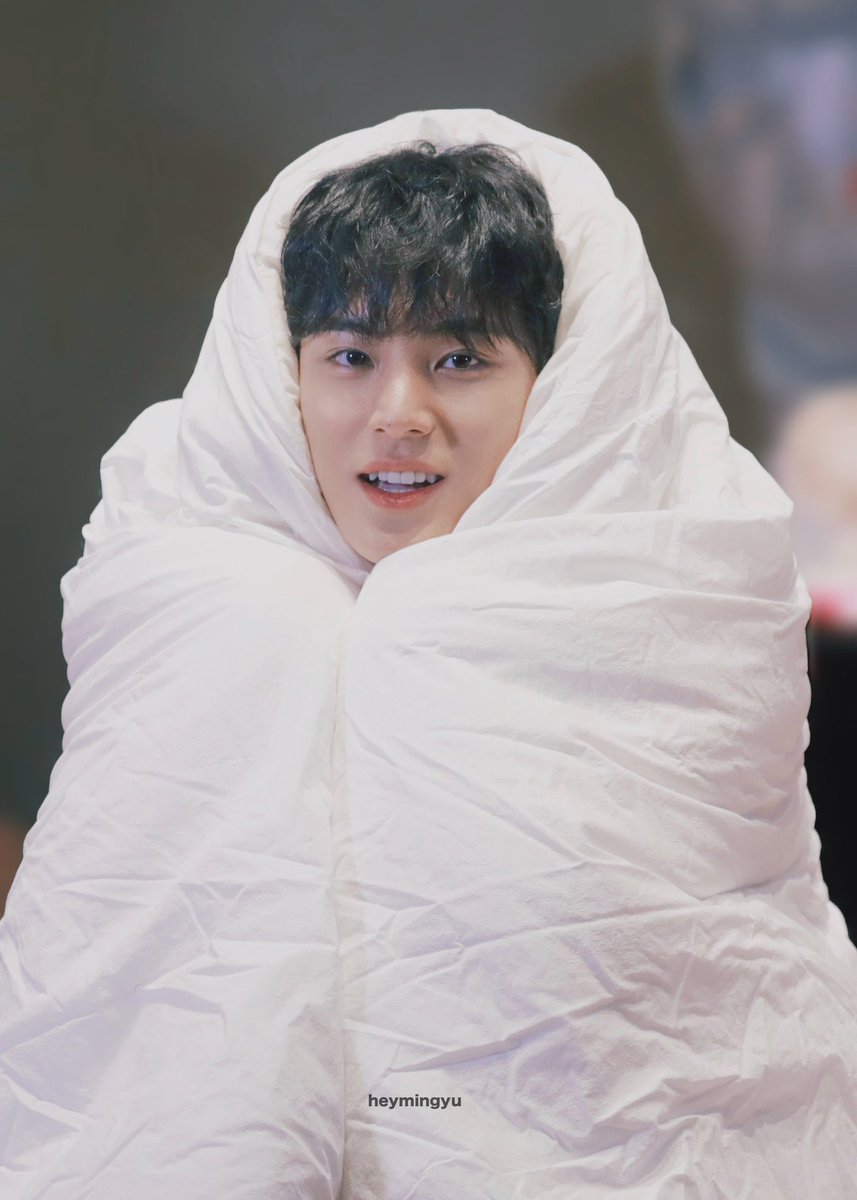 김민규 머해 보고싶어