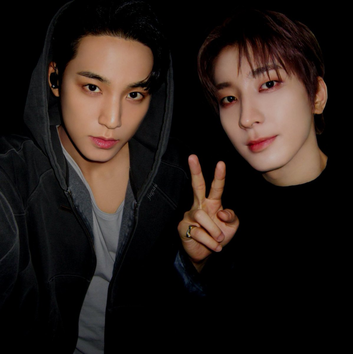 jiegsau's tweet photo. minwon https://t.co/BAnZOuDBk2