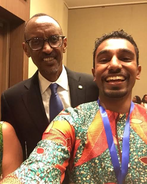 Labella_Mafia95's tweet photo. Benj aliendelea kujifunza kuhusu startup infrastructure ya Afrika pamoja na jinsi ya ku-leverage hizi accelerators na incubators. 

Hapa alijifunza jinsi ya kuzungumza na investors, kutengeneza brand, fundraising pamoja na kufanya matured business decisions.

Lakini kikubwa zaidi alifunza jinsi ya kuanzisha na kukuza profitable tech company.