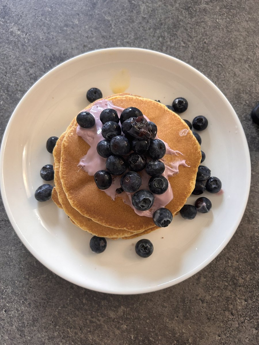 所有人都要知道我做出了超完美蓝莓味松饼