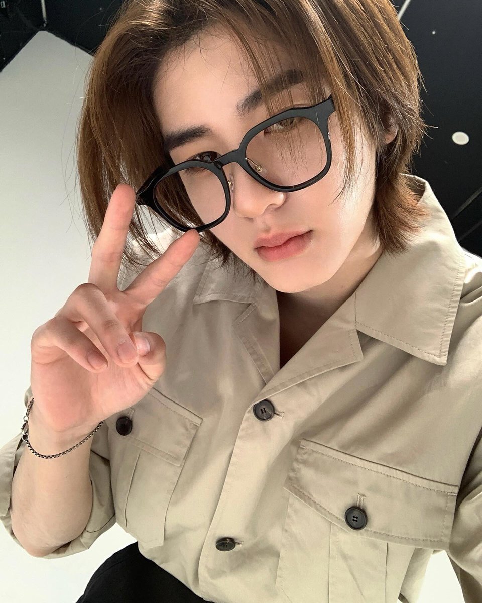 241020 boynextdoor instagram #leehan update 💌