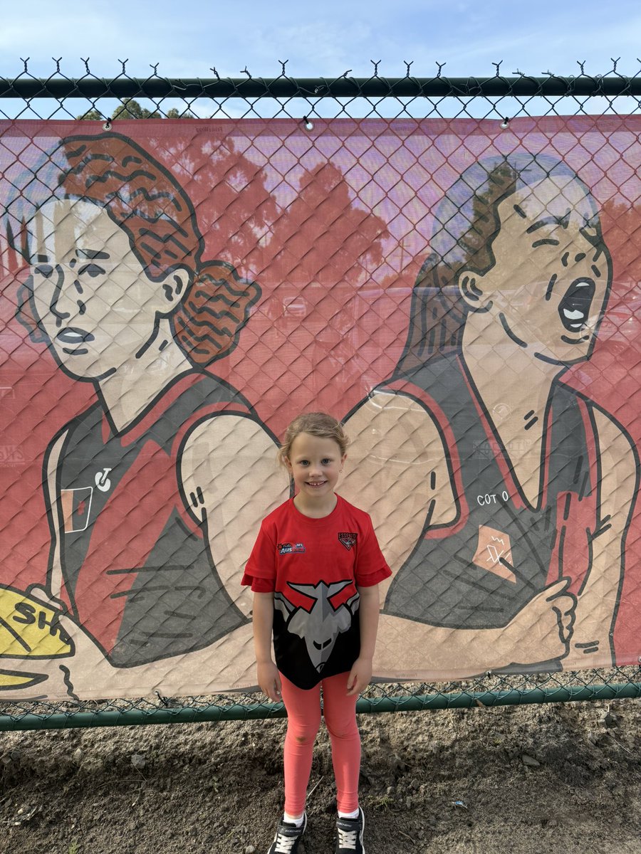 sh4neo's tweet photo. May not have been the result we wanted, but Alice was still happy to see @essendonfcw at Windy Hill! https://t.co/TbFTjtZGzc