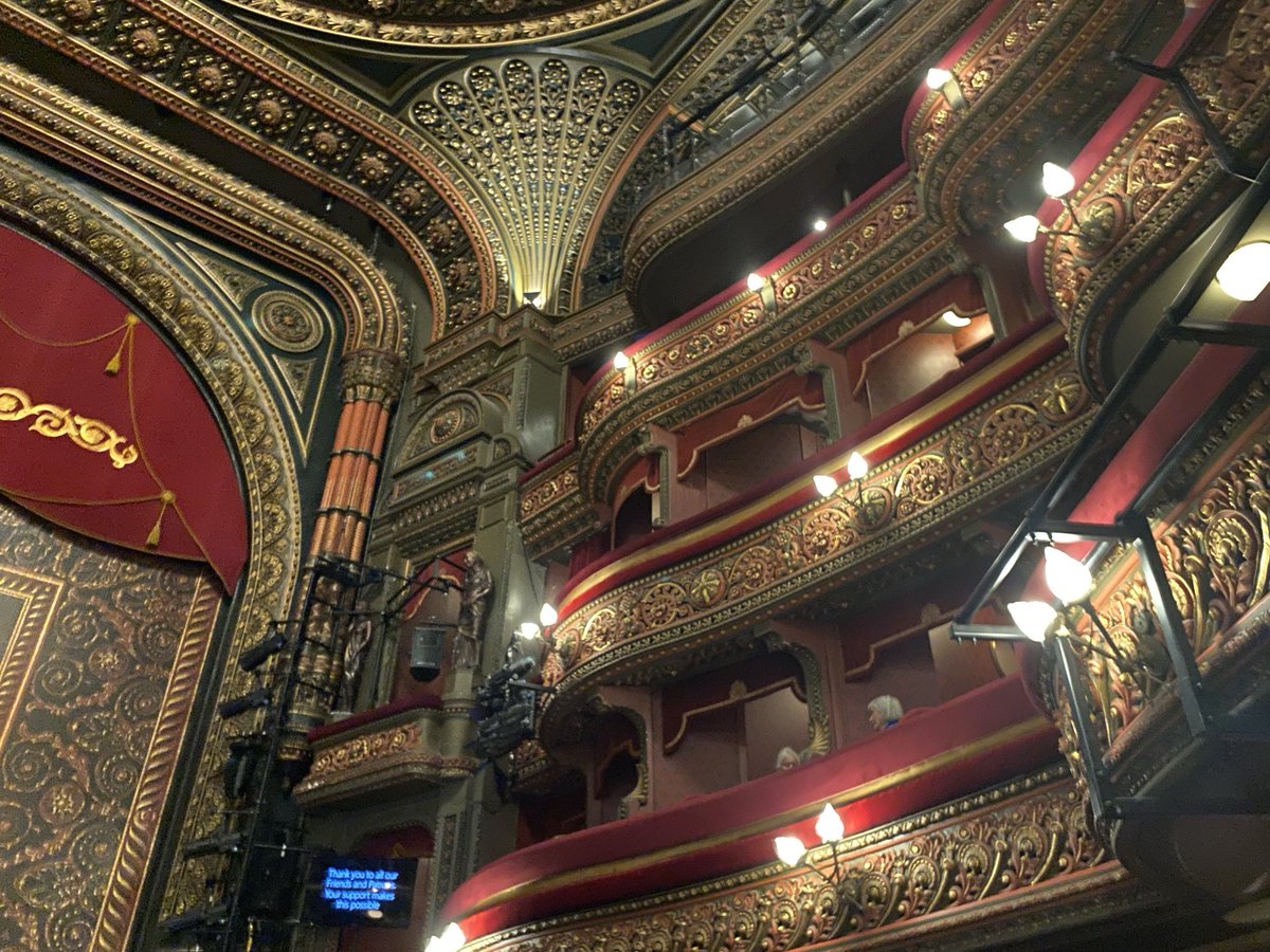 How fabulous is the Leeds Grand Theatre?