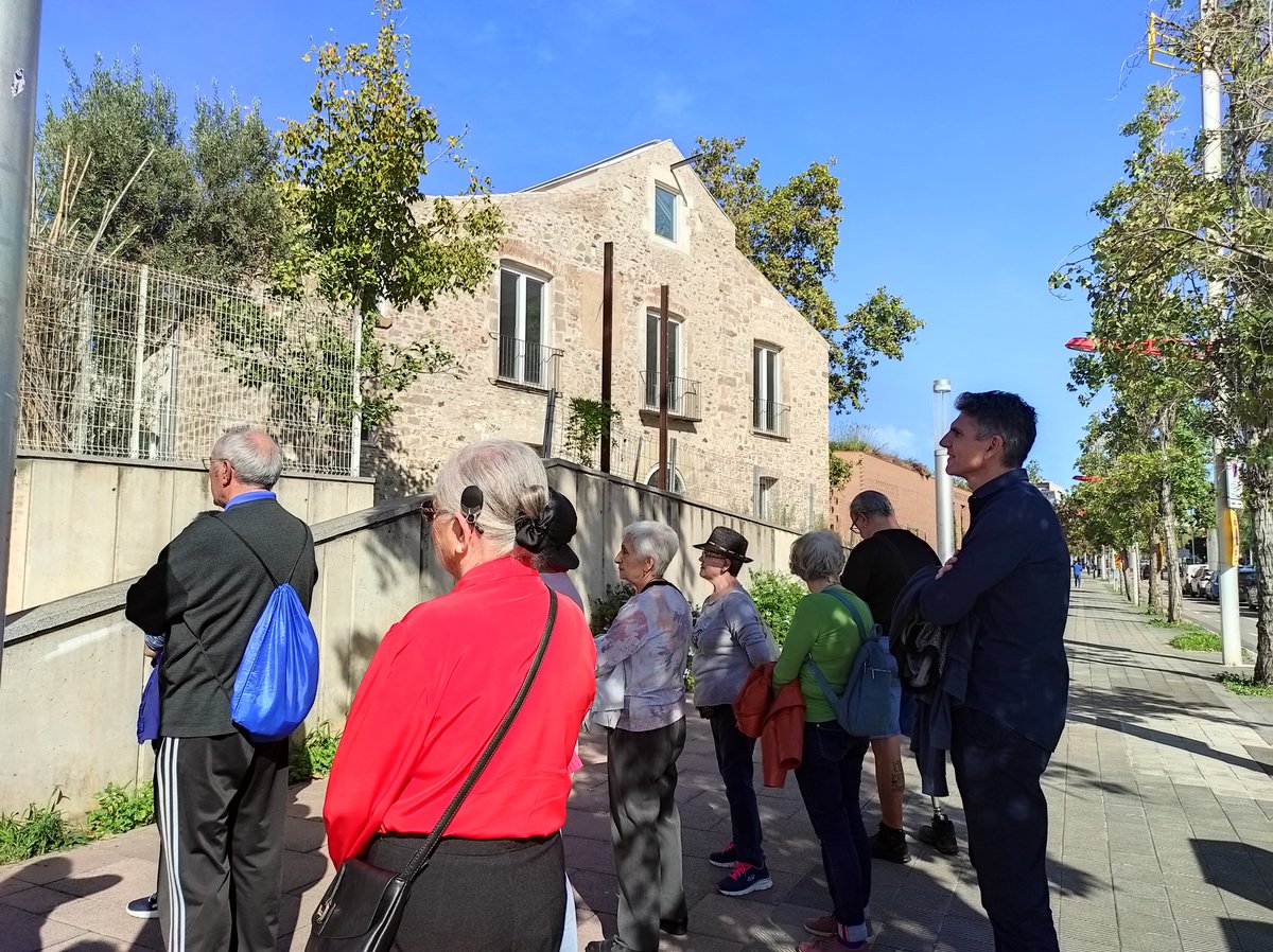 ArxiuHistoric9B's tweet photo. Avui reivindiquem la #memoria de #CanValent amb música i #història. Fa 💯 anys que va canviar de propietat, per parcel.lar! https://t.co/SThGiC0WDB