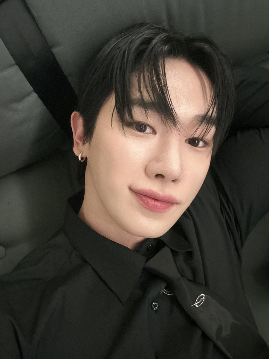 저녁 챙겨 먹자 위니💙

#원호 #WONHO