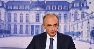 Eric Zemmour sur l'AME chez <a href="/LCI/">LCI</a>   : "c'est toute l'Afrique qui vient se faire soigner en France, ils dont soigner leur père leur mère, leurs grands parents, que sais-je, avec de fausses cartes vitales, il faut que ça cesse"