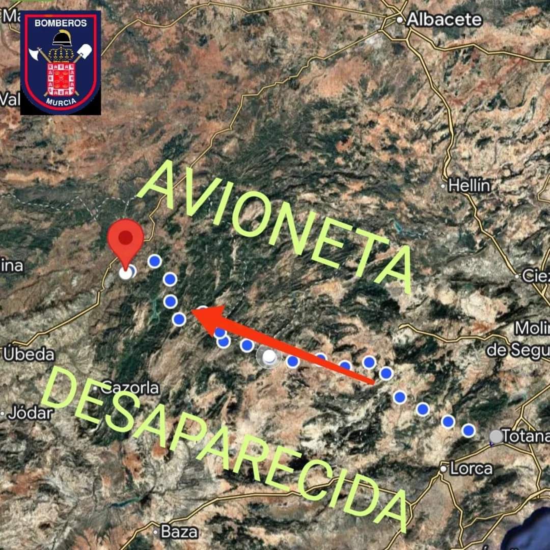 Asrm112Murcia's tweet photo. ALERTA!!!
Un compañero de @BomberosMurcia ha desaparecido sobrevolando la Sierra de Cazorla en avioneta. La zona a buscar es demasiado grande, así que solicitamos colaboración de montañeros y difusión por rrss para ayudar a localizarlo.
Por favor, comparte para darlo a conocer. https://t.co/mgynOJ29G9