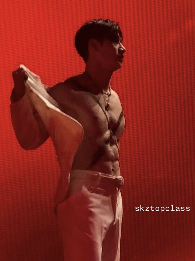 TheePopCore's tweet photo. Stray Kids' Bangchan looks seductively hot in new photos! https://t.co/RjCwyCMguz
