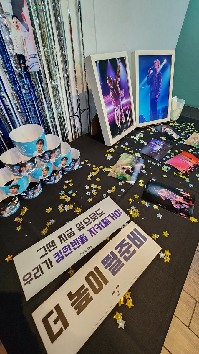 thathanbinfan's tweet photo. Hanbin's Birthday Cafe Event in Singapore! Happy Advanced Birthday Hanbinnie ❤️🥰 #KIMHANBINDAY #KIMHANBINDAY_SG2024 
#BI #ID #비아이 #Hanbin #kimhanbin #김한빈 https://t.co/W7nzhEoOuw