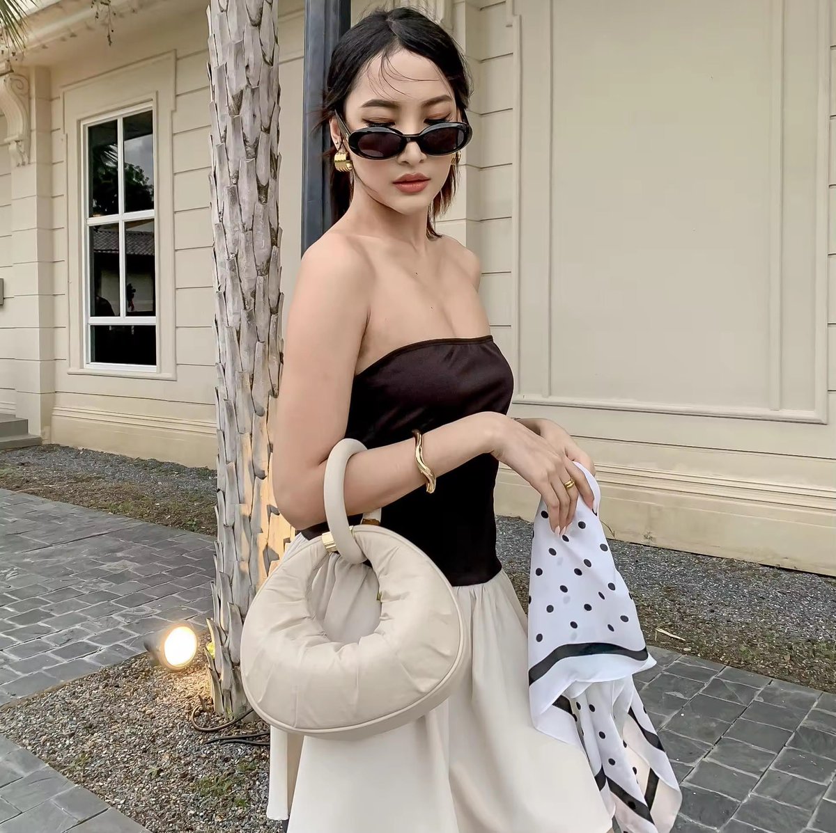 pre_4ever's tweet photo. อุดหนุนแบรนด์คนไทยกันค่ะ กับกระเป๋าทรงสวย ขอแนะนำ 
Type 1 :  JIRA - Bay Crossbody Bag พร้อมส่ง ปรับสายสั้นยาวได้ มีหลายขนาดและหลายสี 
https://t.co/zEXGen5Mdm

Type 2 :  JIRA - Puff Bag Clutch bag กระเป๋าคล้องแขน ใส่ของจุกจิก กำลังน่ารักก
https://t.co/MYa1daTgRf https://t.co/zP4qhN27kn