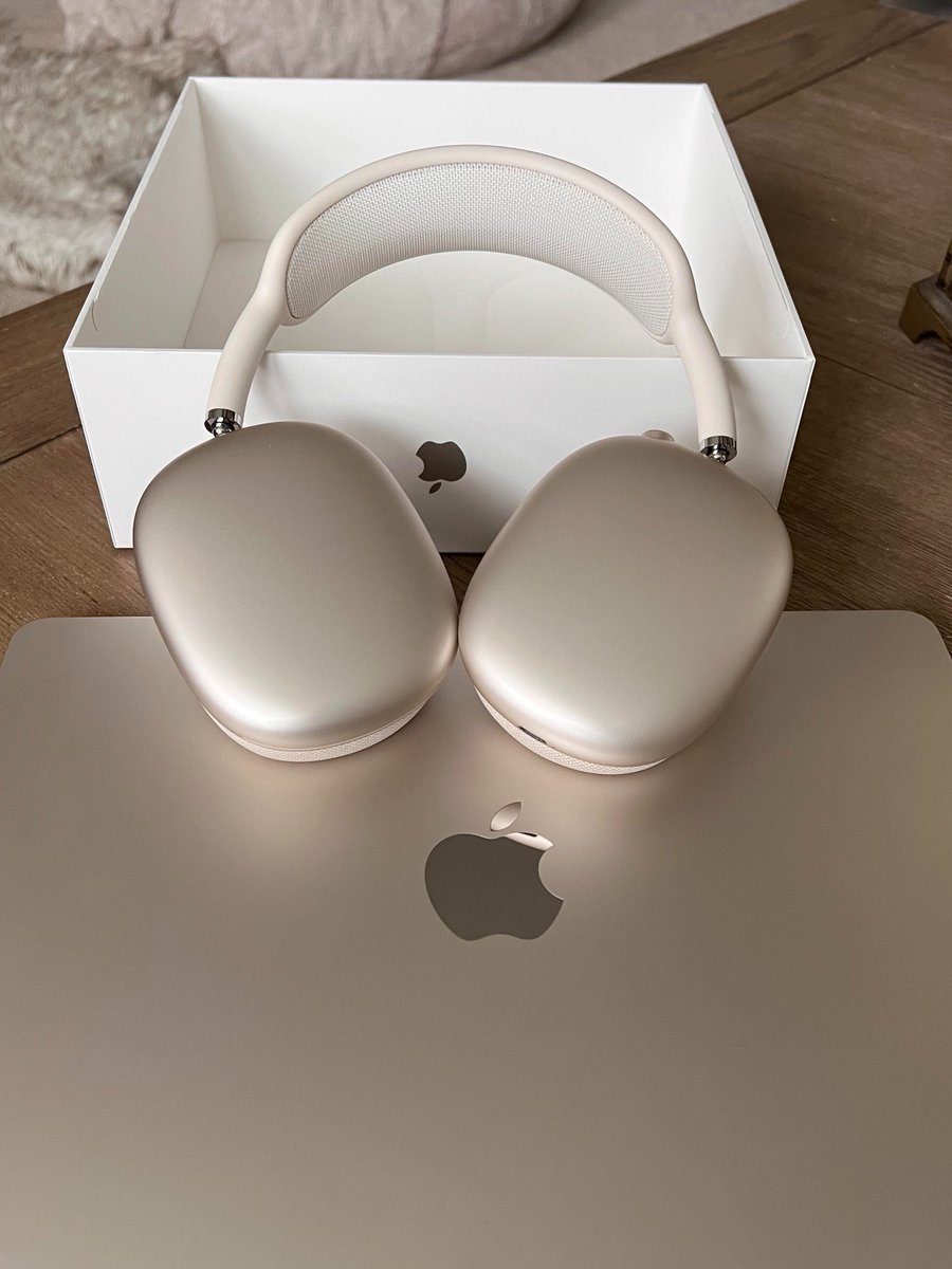 temi_ehouse's tweet photo. airpods max /2024 new/ - 2.090.000 төгрөг, бэлэн
startlight color - эрэгтэй, эмэгтэй аль ч хүн хэрэглэх боломжтой өнгө https://t.co/NNd6pceSg9
