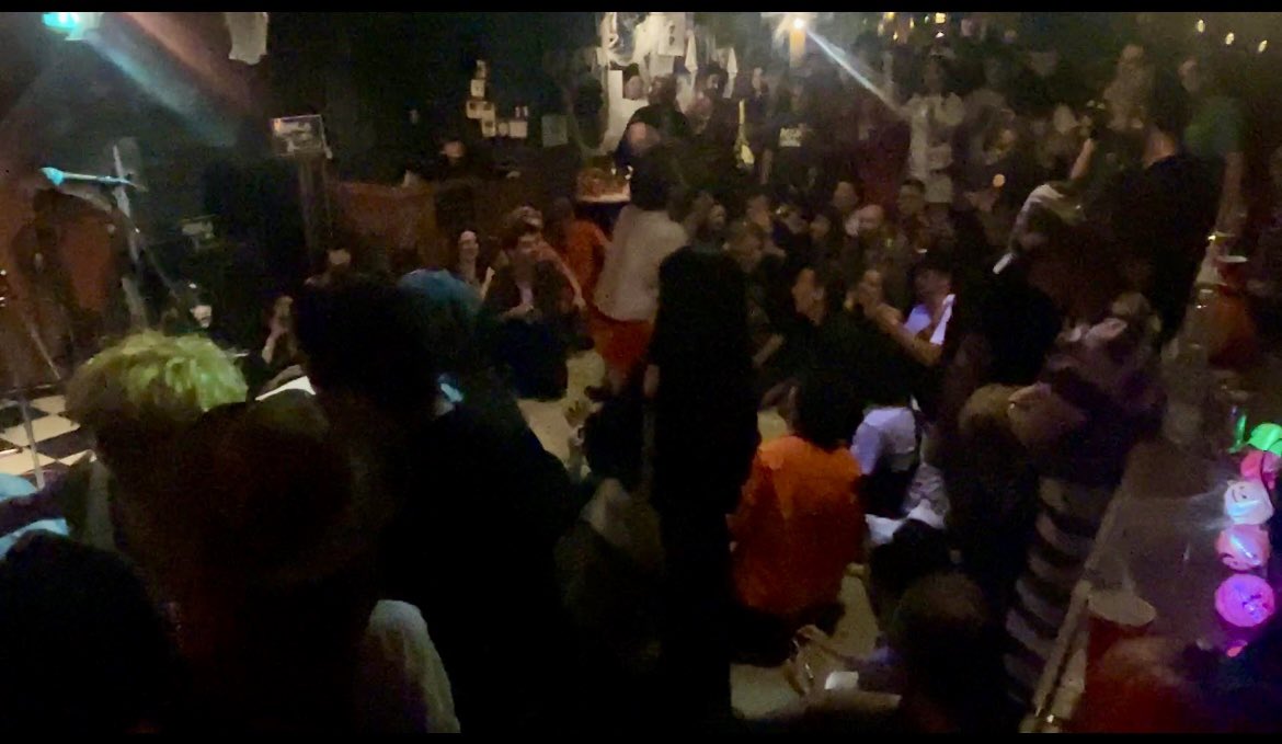 warpman100's tweet photo. 静岡着!!
Back From The Grave
Halloweenball2024
ありがとうございました！
とにかく始終最高だった。
世界各国のバンドやお客さんが入り交じってて完全な異空間が作りあげられてた。海外行った気分になれる最高のフェスでした。

次回は11/8 ニンカン初のフリーキーショーです！詳細はまた https://t.co/sHaUqJh6b5