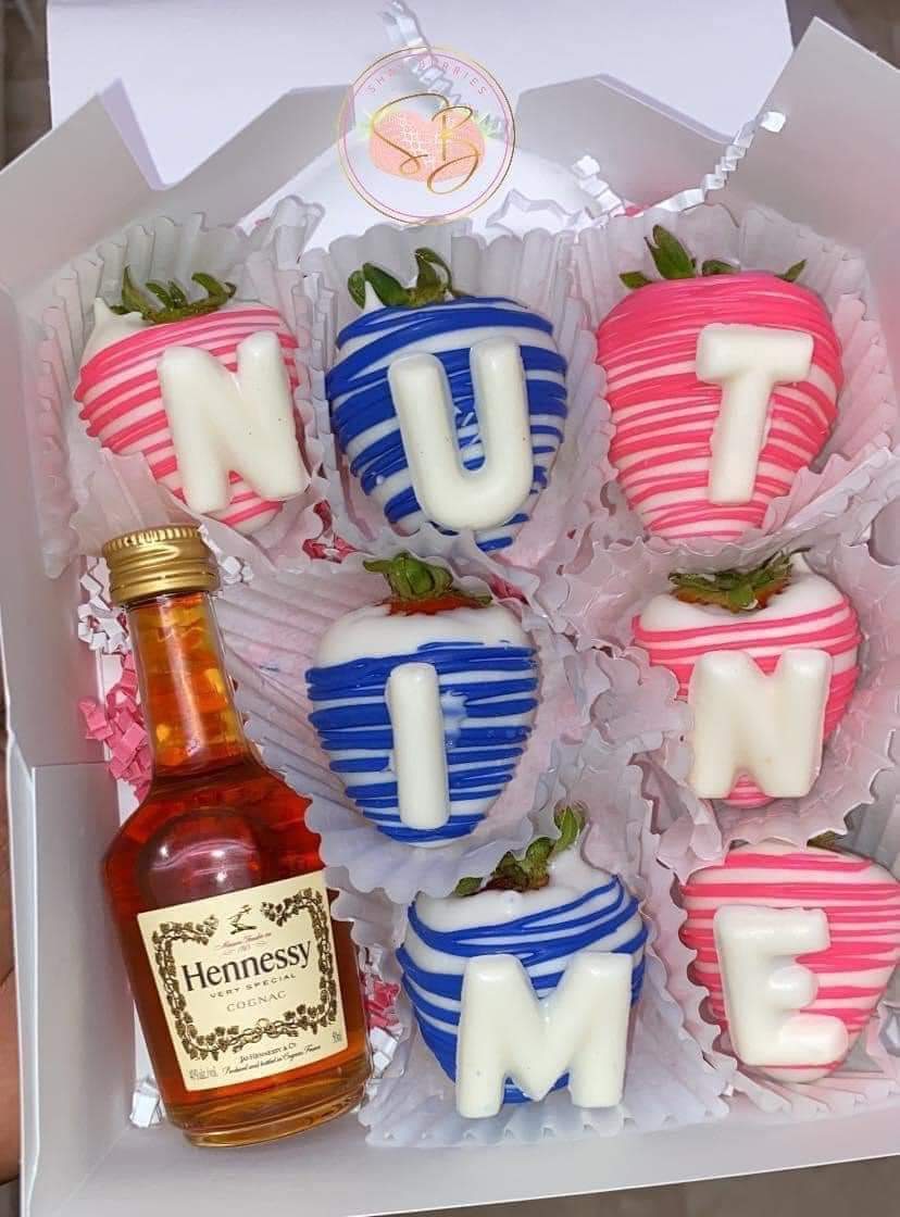 LamboMoo's tweet image. Hopefully, yall, sweetest day was good #logsout