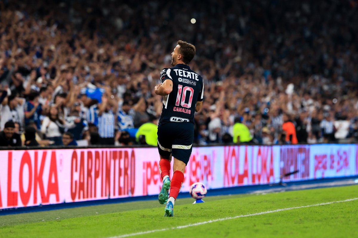 SergioCanales's tweet photo. ⌚️💙 El clásico se queda en casa!
Enormes equipo y afición! 💪🏼💪🏼

DALE RAYADOS! Ⓜ️🔥 https://t.co/BfhepULoXW