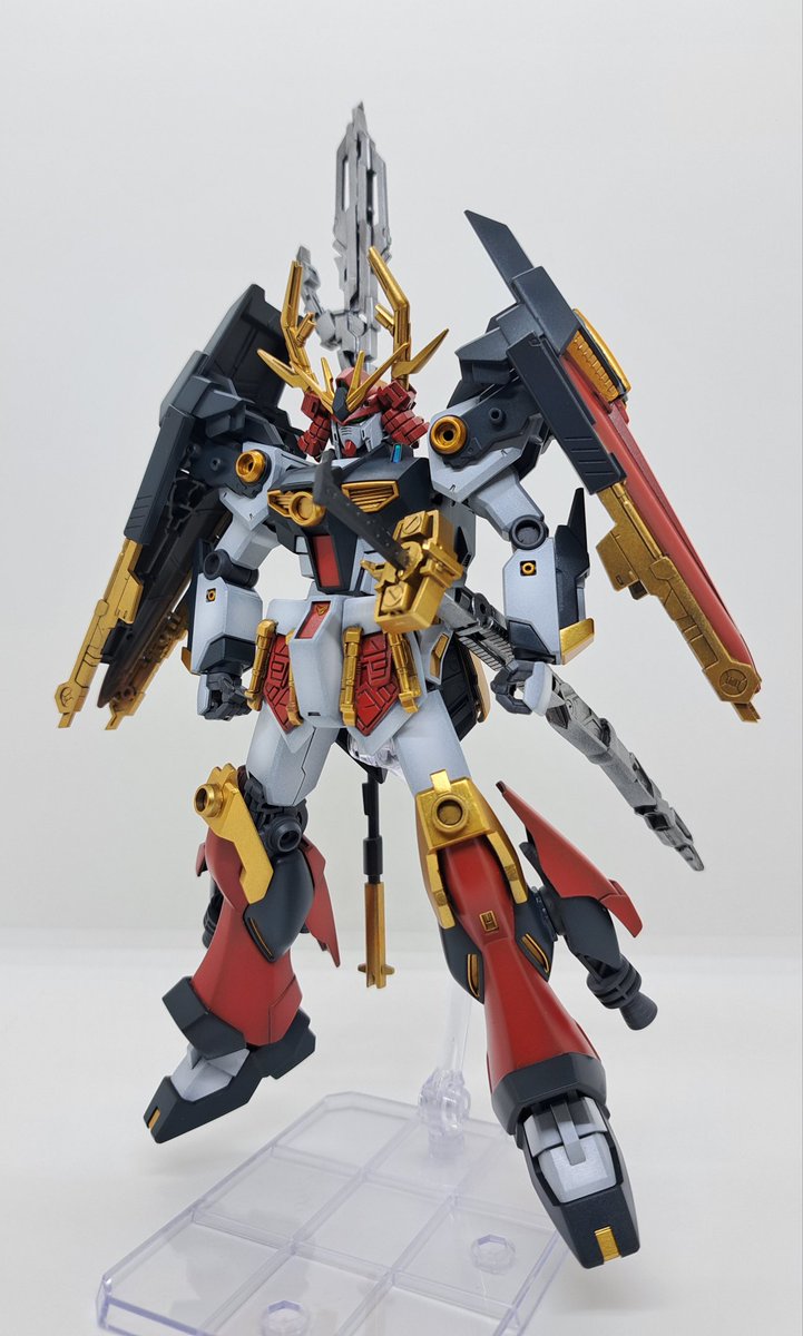 sekito2021's tweet image. EGνガンダム2体のみのミキシング
追加スジボリ無し縛りプレイで製作中だった
武者仁宇頑駄無さん完成しました
色を塗ったらちゃんと武者になってくれました
#ガンプラ