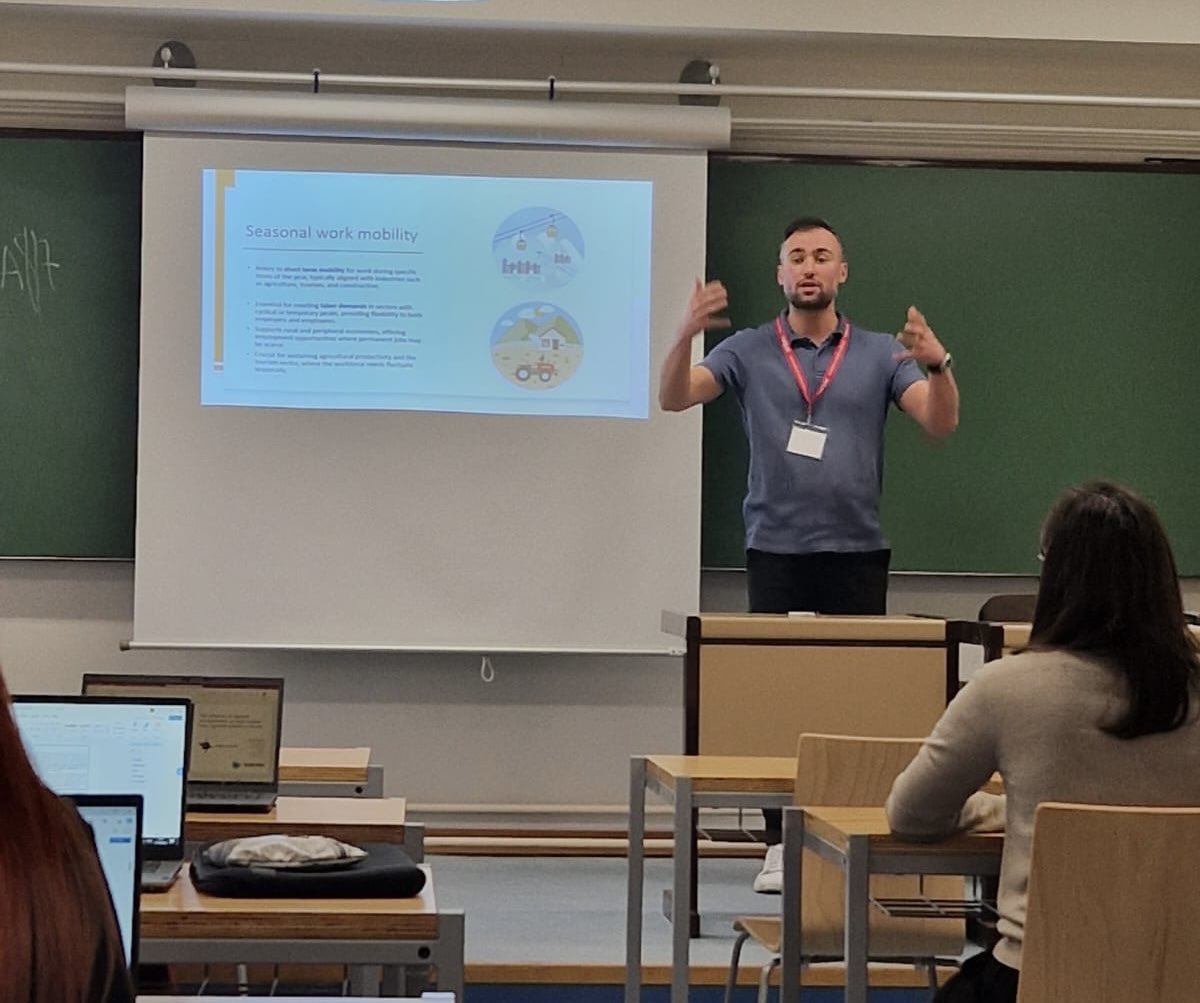 Milad Malekzadeh (@miladmzdh) on Twitter photo Presented at the International Conference on Regional Science in Cuenca for the MobiTwin project.
While this is not my usual focus, I was impressed by how advanced economists’ works are in statistics and had some awesome conversations with researchers there.
<a href="/MobiTwinProject/">MOBI-TWIN</a> Presented at the International Conference on Regional Science in Cuenca for the MobiTwin project.
While this is not my usual focus, I was impressed by how advanced economists’ works are in statistics and had some awesome conversations with researchers there.
<a href="/MobiTwinProject/">MOBI-TWIN</a>