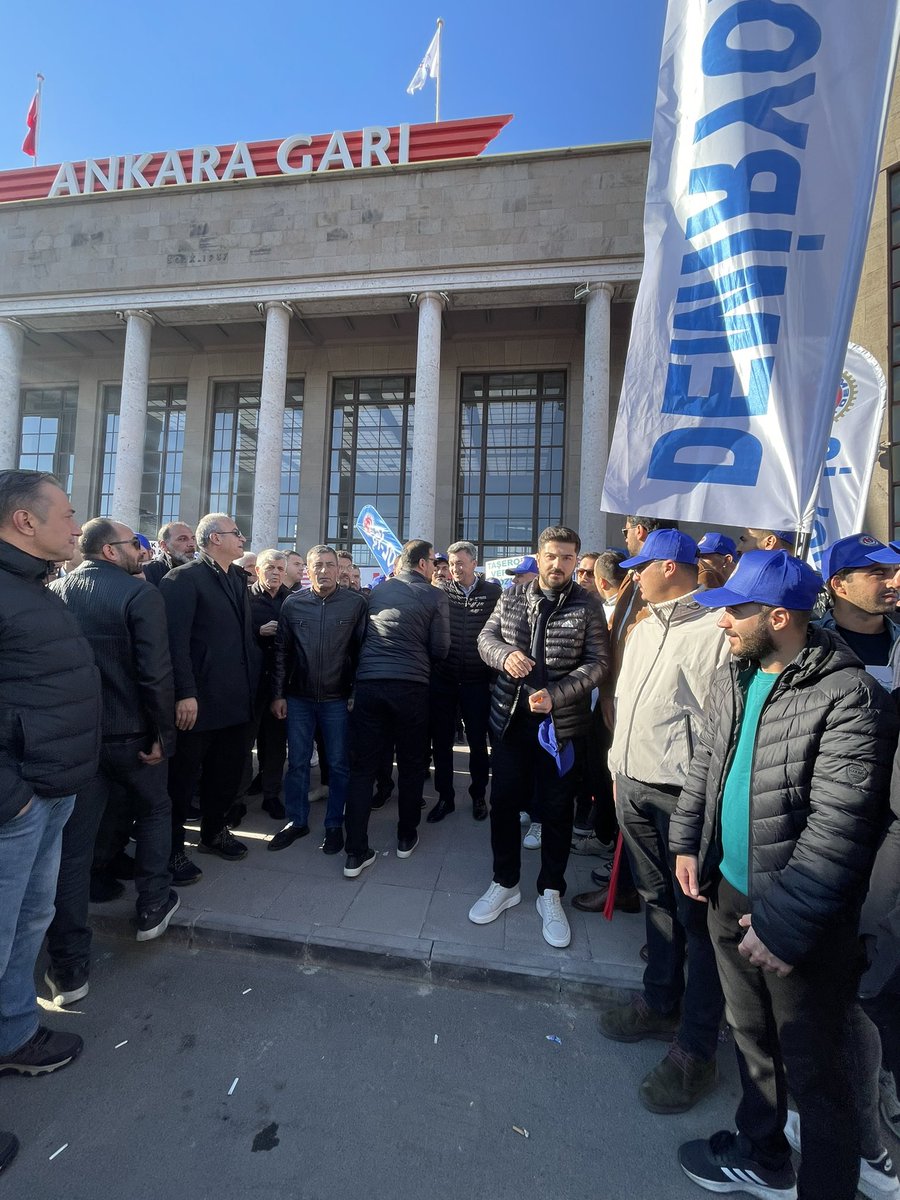 KseResul's tweet photo. #türkiş #mehmetşimşek #vergide #adaletistiyoruz #demiryoliş @memetsimsek @_cevdetyilmaz @turkiskonf https://t.co/ASppVUl7UM