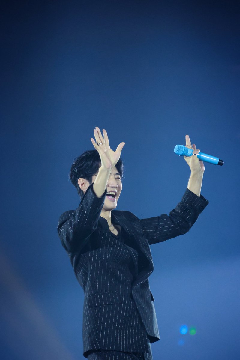 배경 하기 좋은 해맑은 안데니사진 투척 
#240929< CHAPTER 0 >
#안데니 #지오디 #CHAPTER0