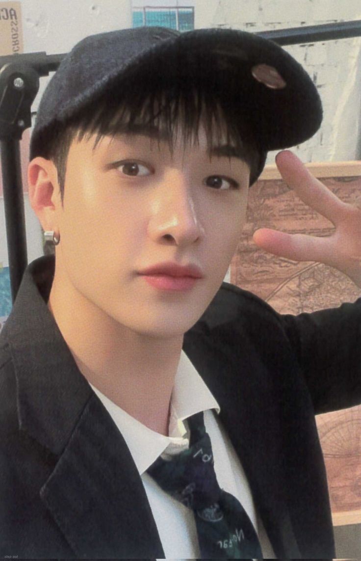 wclfchans's tweet photo. ☾⋆｡𖦹 °✩ daily chan photo ☾⋆｡𖦹 °✩
— day 132
#방찬 #BangChan https://t.co/bDrvnGDtl5