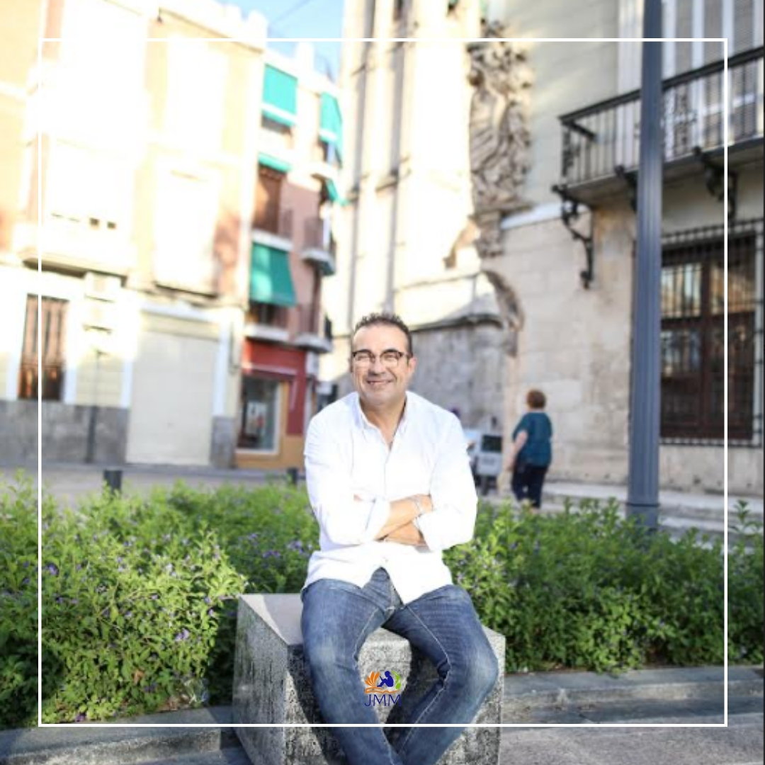 MarzaMerce's tweet photo. "Construir una sociedad sin dar valor al esfuerzo, es construir una escuela sin futuro."

Reflexionemos sobre la importancia de reconocer el esfuerzo en la educación y la sociedad. 

#FraseDelDía #Educación #ValorDelEsfuerzo https://t.co/0EuFavd41b