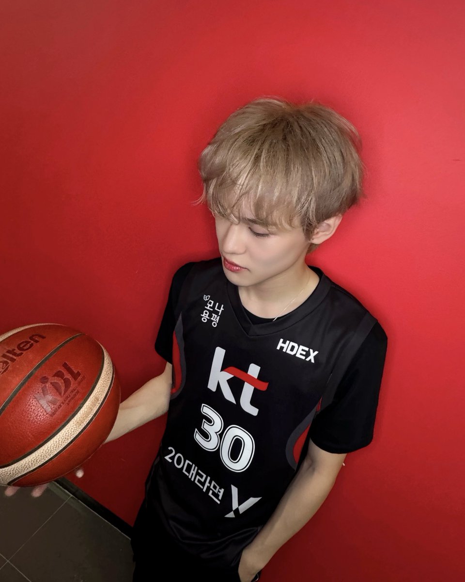 #CHENLE  =͟͟͞͞🏀 ⛹️ 𓂃

#NCT #NCTDREAM