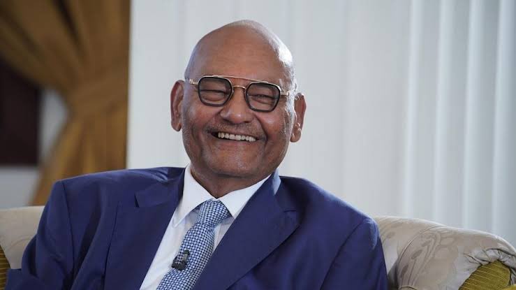 Vedanta के मालिक अनिल अग्रवाल बिहार के सबसे अमीर व्यक्ति में से एक है, वो बात अलग है अब वो बिहार में नहीं रहते, लेकिन हर इंटरव्यू में बिहार का जिक्र जरूर करते है।

जब Investment की बात आती है, तो वो बिहार को भूल जाते है। 

खबर है, कंपनी ने 2 राज्यो में 2 लाख करोड़ के इन्वेस्टमेंट