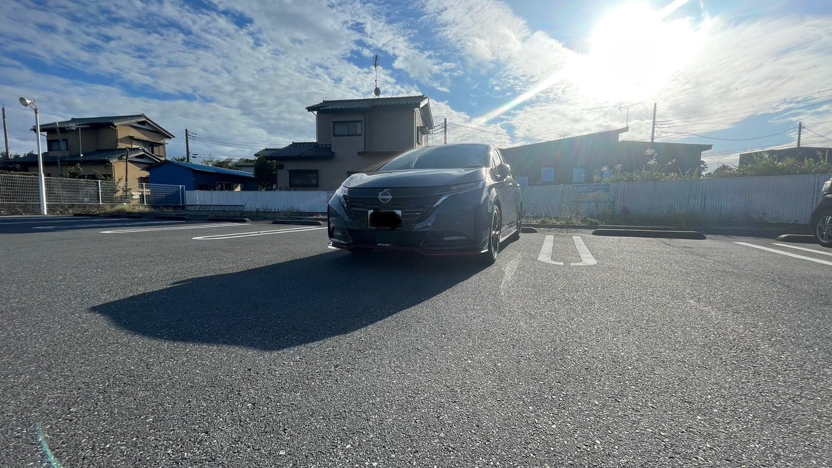 takachan_fen's tweet photo. やっぱりオーラニスモカッコ良いわ
#aura #nissan #NISMO #オーラニスモ #オーラ #auranismo https://t.co/Bu8GvpMjCu