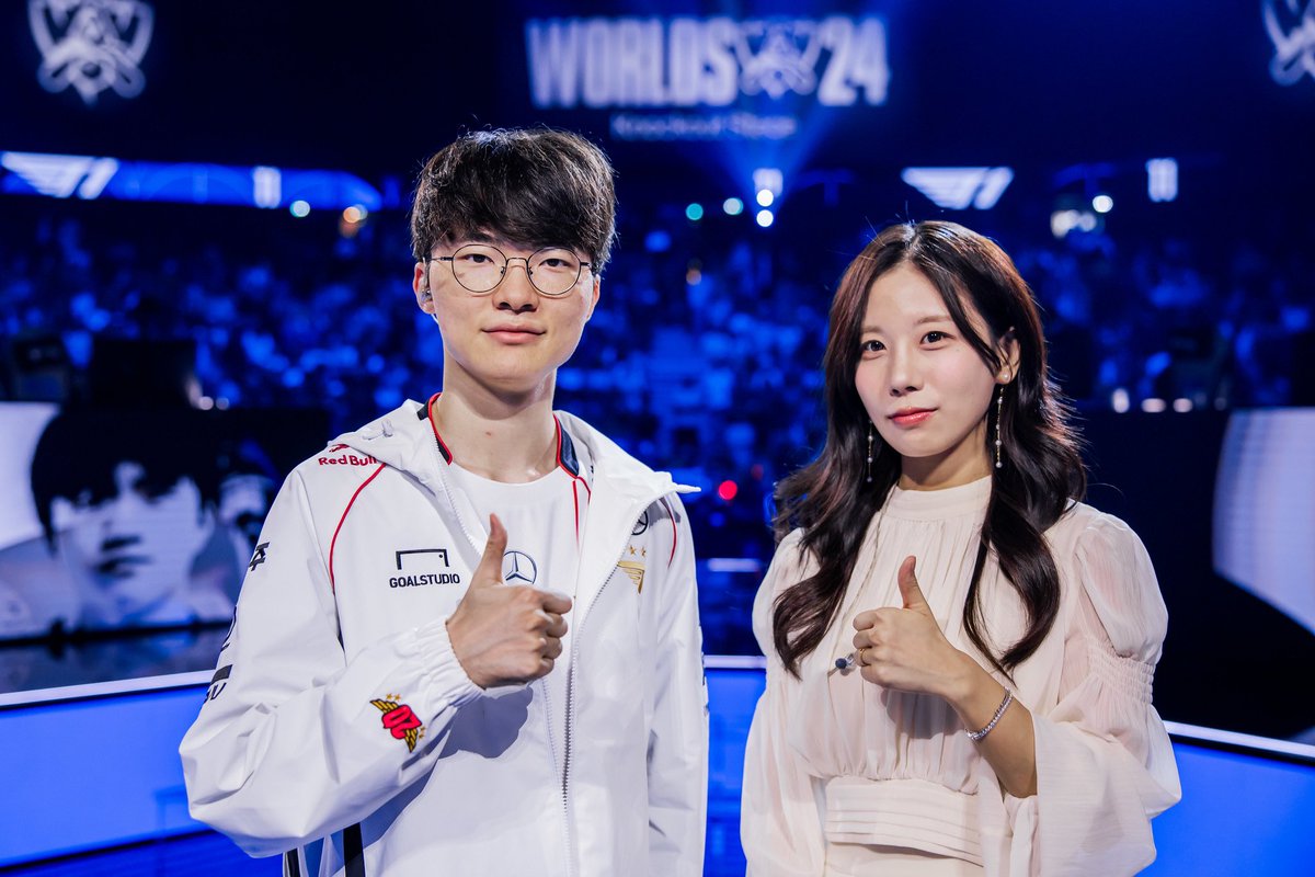 I must've been very happy to see Faker walking up to the stage