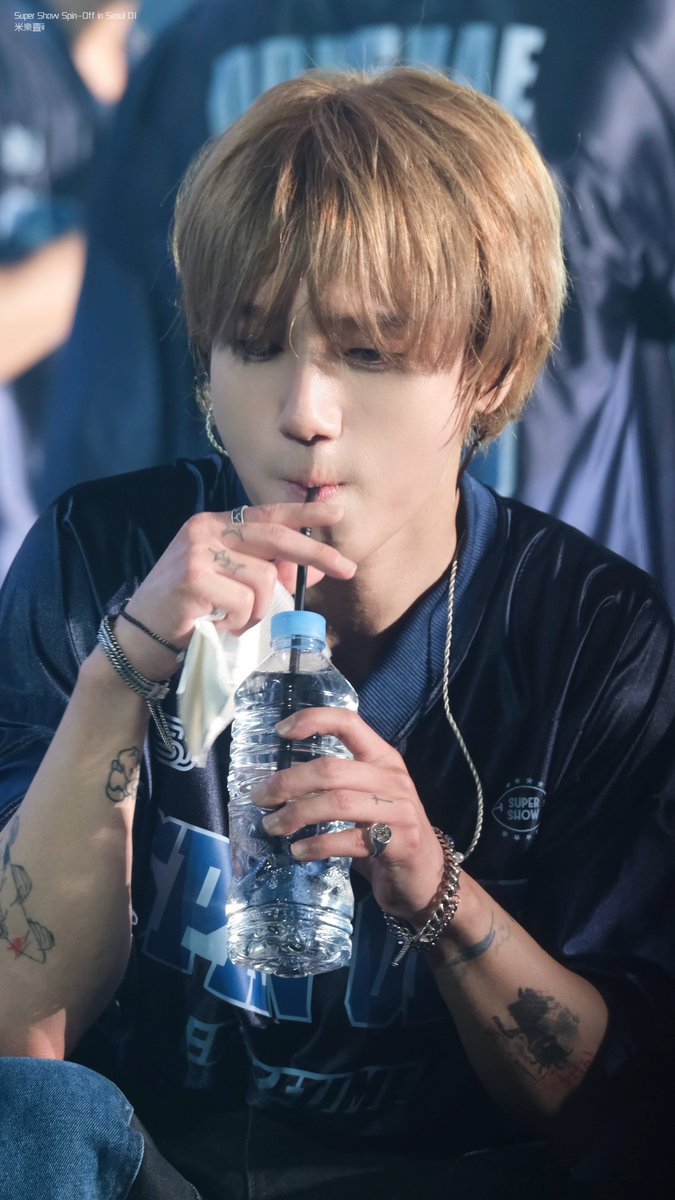 imqqqii17's tweet photo. 💧
#SuperShow_Spinoff_Halftime
#SpinOff_Halftime
#SUPERJUNIOR
#슈퍼주니어
#Yesung
#김강훈
#艺声
#金康熏
#예성
#イェソン https://t.co/WKgRNQPih5