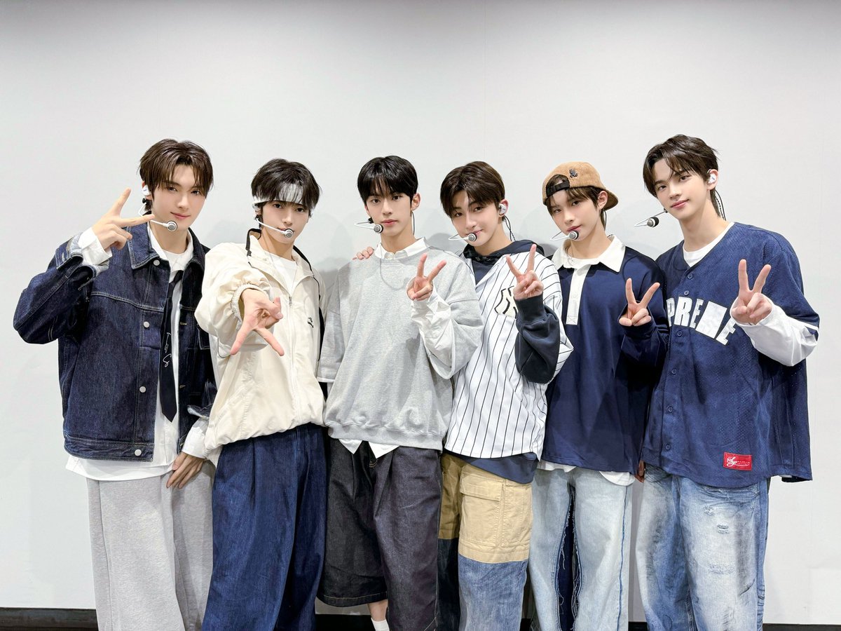 [#TODAYWITHUS]
241020 인기가요 LIVE in TOKYO

#TWS #투어스 #247WithUs