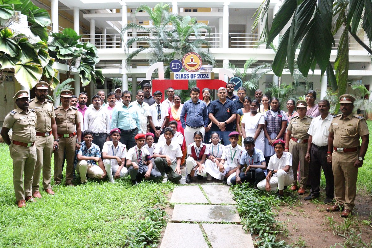 CoERS_IITM's tweet photo. Building a Generation of Road Safety Influencers: CoERS Conducts A Capacity Building Workshop For Master Trainers from Schools
Thank you Shri Ram Raj Meena, Deputy Secretary, Road Safety Cell from the MoRTH, for gracing the occasion.
@VBChennai
#CoERS #capacitybuildingworkshop https://t.co/5svPAuMaNX