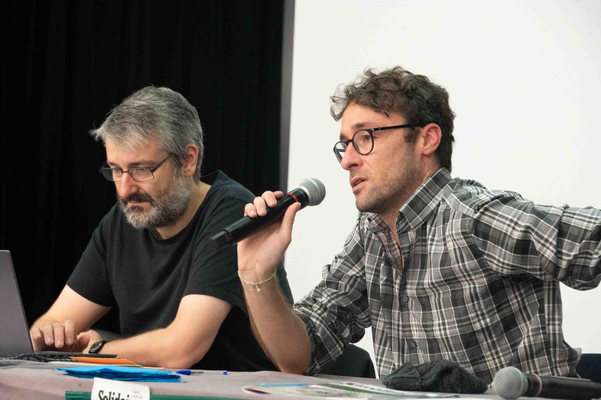 Dans une MOTION votée à l'unanimité, le SNJ réuni en congrès à Nancy du 16 au 18 octobre, s'engage dans la bataille pour la survie des RADIOS ASSOCIATIVES, face au risque d'une diminution de 30% de leur fonds de soutien public (FSER) 
😠🎙📻 
snj.fr/motion-budget-…