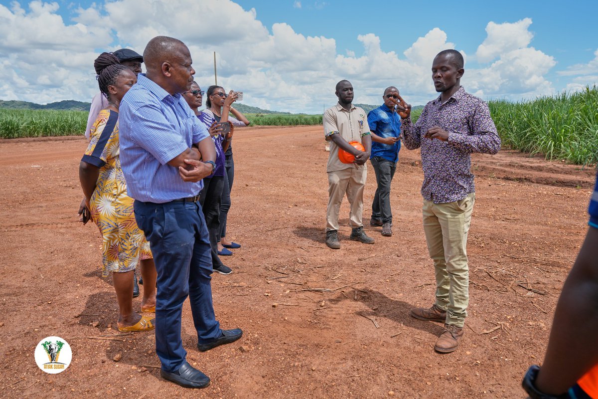 Atiak_Sugar's tweet photo. Over the weekend, a team from the @EPRC_official, in collaboration with @mofpedU, @MAAIF_Uganda and @mtic_uganda was hosted at @Atiak_Sugar.
The team’s visit was to enable them gain a better understanding of the sugarcane growing dynamics and processes in the Acholi sub-region. https://t.co/nK8cmWhPNP