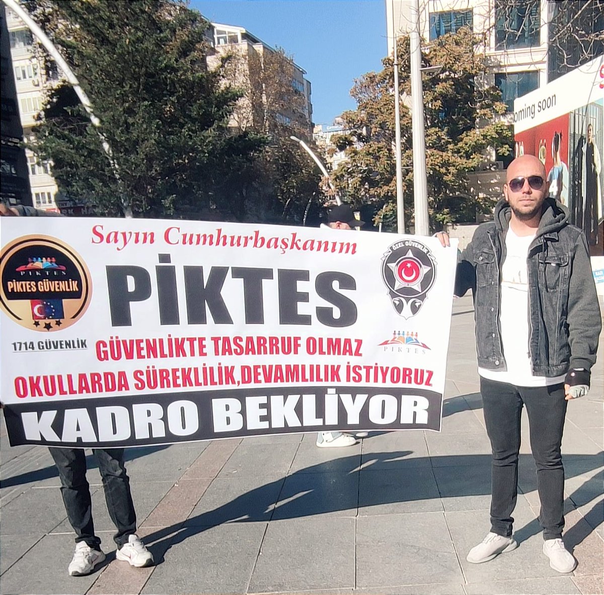 #Piktes Güvenlikten Tasarruf olmaz 
özel güvenlik 29 ilde görev yapıyor
Her dönem 2 3 Ay boşta kalıyor
Bizler okullarımızda süreklilik istiyoruz
1714 Özel Güvenlik 
<a href="/Yusuf__Tekin/">Yusuf Tekin</a> <a href="/RTErdogan/">Recep Tayyip Erdoğan</a> <a href="/mebhbogm/">MEB Hayat Boyu Öğrenme Genel Müdürlüğü</a>
<a href="/alemdareyup/">Eyüp Alemdar</a> <a href="/Guvenlik_is/">Güvenlik-İş Sendikası</a> <a href="/chnkvnc/">Cihan KIVANÇ</a> <a href="/cengizmete/">Cengiz Mete</a> <a href="/CelileErenOKTEN/">Celile Eren ÖKTEN</a>